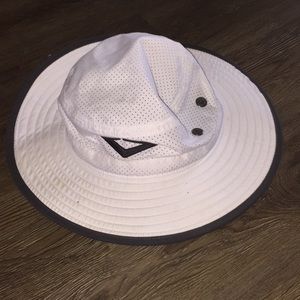 Evoshield White Sports Bucket Hat